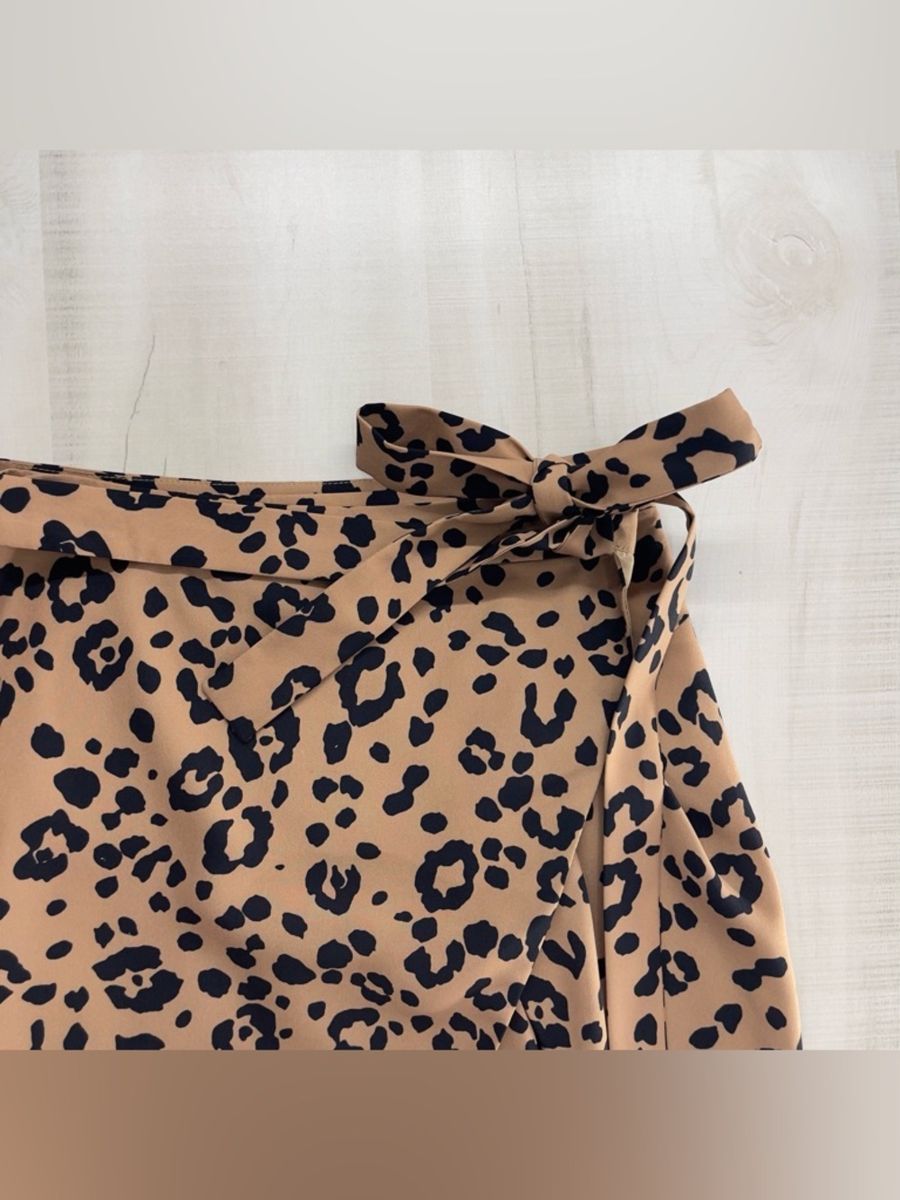 nwot LOVERS & FRIENDS Marla leopard animal print sexy wrap skirt revolve XS - Picture 5 of 6
